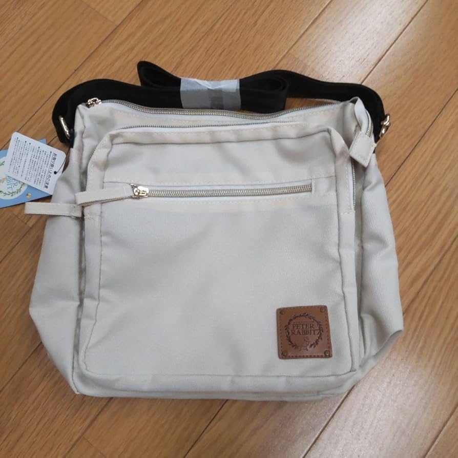【希少】【美品】Fw&co ピーターラビットショルダーバッグ 希少】【美品】Fw&co ピーターラビットショルダーバッグ - メルカリ